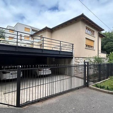 Apartman Villa Pecine Rijeka Exterior foto